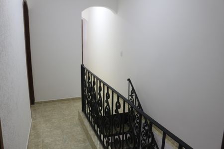 Casa à venda com 150m², 3 quartos e 1 vagaEscada