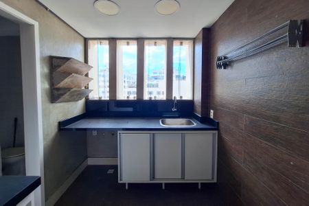 Apartamento à venda com 110m², 3 quartos e 1 vagaÁrea de Serviço