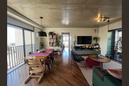 Sala de apartamento à venda com 3 quartos, 125m² em Vila Ipojuca, São Paulo