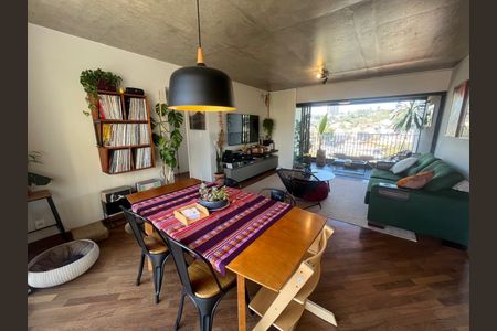 Sala de apartamento à venda com 3 quartos, 125m² em Vila Ipojuca, São Paulo