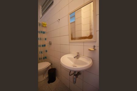 Apartamento à venda com 102m², 3 quartos e sem vagaBanheiro da Área de Serviço