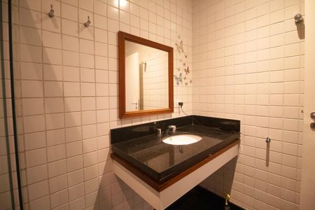 Apartamento à venda com 102m², 3 quartos e sem vagaBanheiro