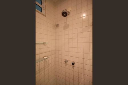 Apartamento à venda com 102m², 3 quartos e sem vagaBanheiro