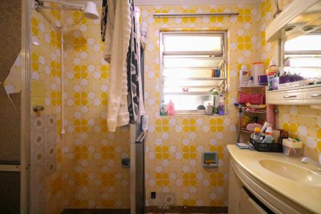 Apartamento à venda com 85m², 2 quartos e 2 vagasBanheiro