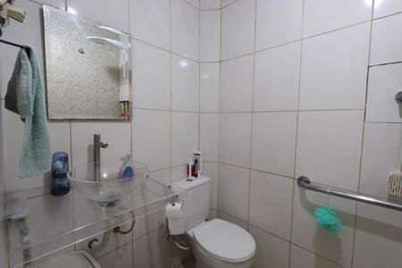 Casa à venda com 128m², 3 quartos e 1 vagaBanheiro