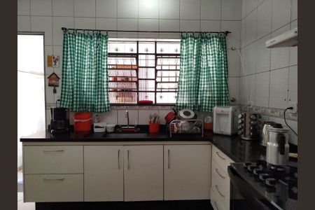 Casa à venda com 137m², 4 quartos e 2 vagasCozinha