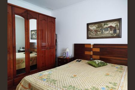 Casa à venda com 137m², 4 quartos e 2 vagasQuarto 3 - Suíte