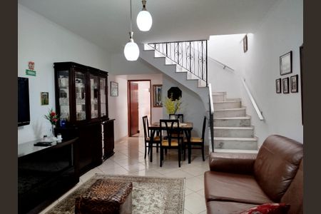 Sala de casa à venda com 4 quartos, 137m² em Vila Carrão, São Paulo