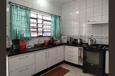 Casa à venda com 137m², 4 quartos e 2 vagasCozinha