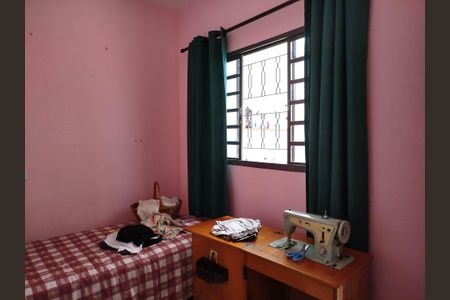 Casa à venda com 137m², 4 quartos e 2 vagasEdícula - Quarto 1