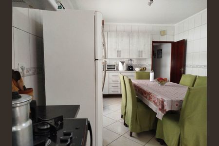 Casa à venda com 137m², 4 quartos e 2 vagasCozinha