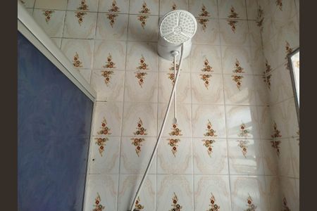 Casa à venda com 137m², 4 quartos e 2 vagasBanheiro 