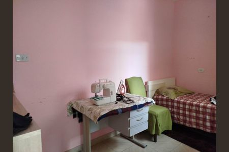 Casa à venda com 137m², 4 quartos e 2 vagasEdícula - Quarto 1