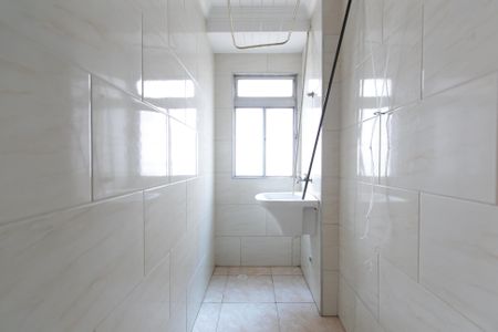 Apartamento para alugar com 45m², 2 quartos e 1 vagaÁrea de Serviço