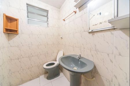 Banheiro de casa para alugar com 1 quarto, 60m² em Vila Suíça, Santo André
