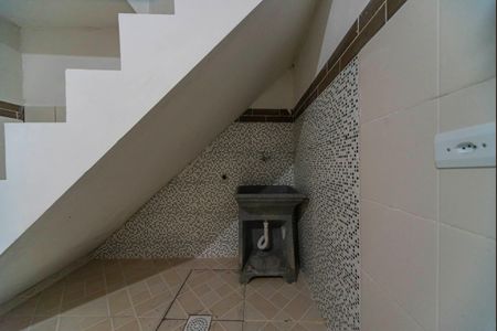 Área de Serviço de casa para alugar com 1 quarto, 60m² em Vila Suíça, Santo André