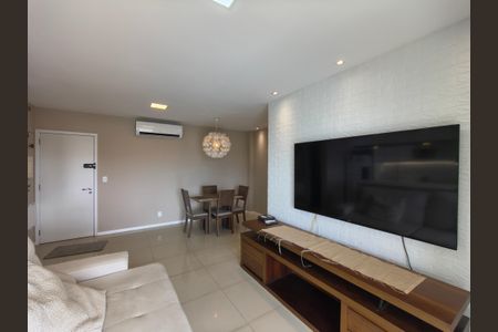 Sala de apartamento para alugar com 2 quartos, 85m² em Jacarepaguá, Rio de Janeiro