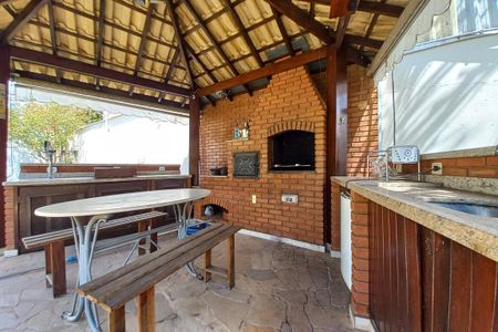 Casa para alugar com 480m², 3 quartos e 2 vagasÁrea comum - Churrasqueira