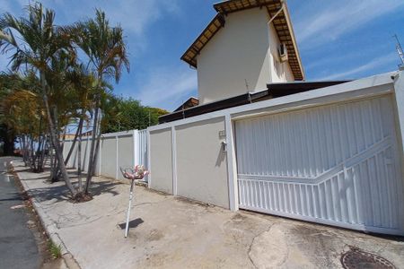 Casa para alugar com 480m², 3 quartos e 2 vagasFachada do Prédio