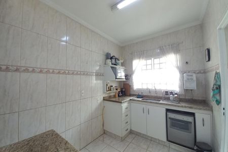 Casa para alugar com 480m², 3 quartos e 2 vagasCozinha