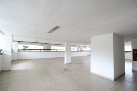 Apartamento à venda com 68m², 2 quartos e 1 vagaÁrea comum