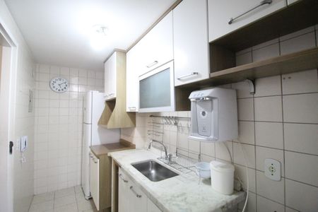 Apartamento à venda com 68m², 2 quartos e 1 vagaCozinha
