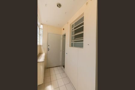 Apartamento à venda com 105m², 3 quartos e 1 vagaÁrea de Serviço