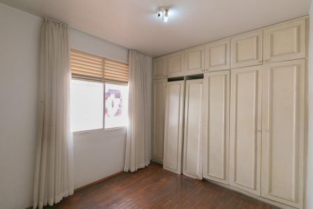 Apartamento à venda com 105m², 3 quartos e 1 vagaQuarto 2