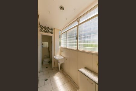 Apartamento à venda com 105m², 3 quartos e 1 vagaÁrea de Serviço