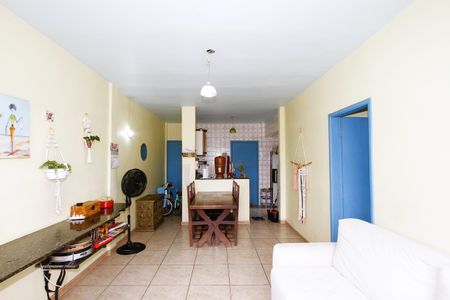 Sala de apartamento à venda com 3 quartos, 90m² em Carlos Prates, Belo Horizonte