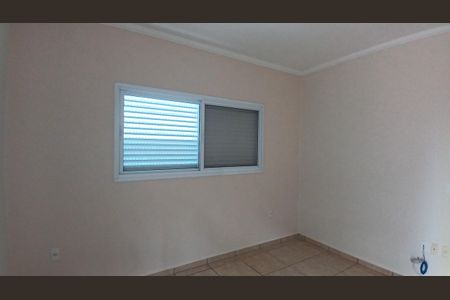 Casa à venda com 252m², 4 quartos e 2 vagasQuarto 2