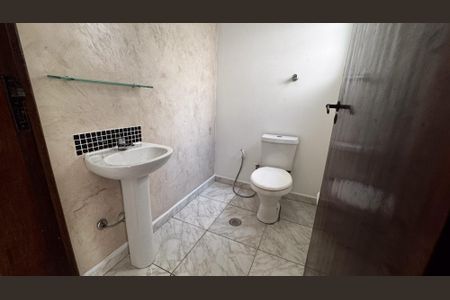 Casa à venda com 320m², 5 quartos e 5 vagasBanheiro
