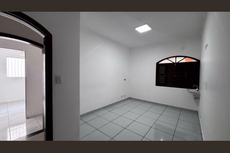 Suíte de casa à venda com 5 quartos, 320m² em Vila Santa Teresa, Santo André