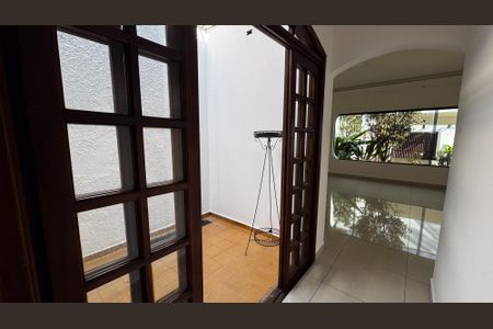 Sala de casa à venda com 5 quartos, 320m² em Vila Santa Teresa, Santo André