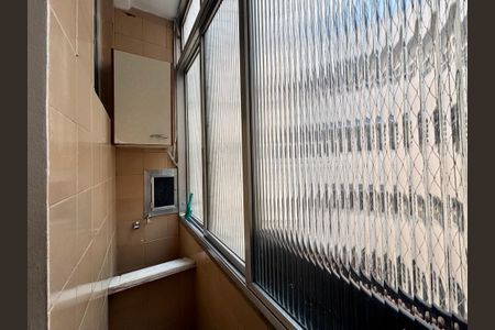 Apartamento à venda com 71m², 3 quartos e 1 vaga Apartamento à venda com 71m², 3 quartos e 1 vagaÁrea de serviço