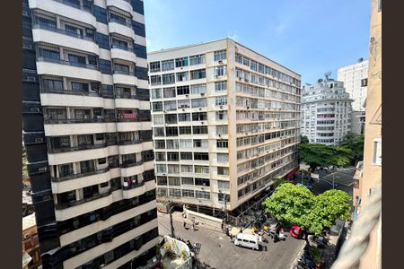 Vista da Sala de apartamento à venda com 3 quartos, 71m² em Copacabana, Rio de Janeiro
