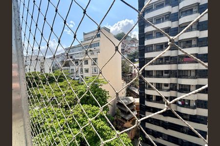 Vista da Sala de apartamento à venda com 3 quartos, 71m² em Copacabana, Rio de Janeiro