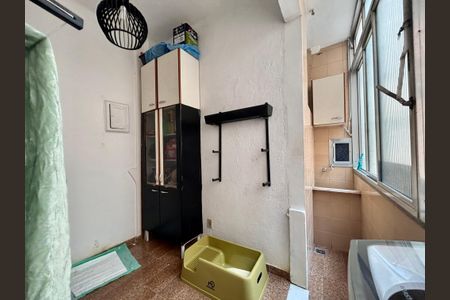 Apartamento à venda com 71m², 3 quartos e 1 vaga Apartamento à venda com 71m², 3 quartos e 1 vagaÁrea de serviço