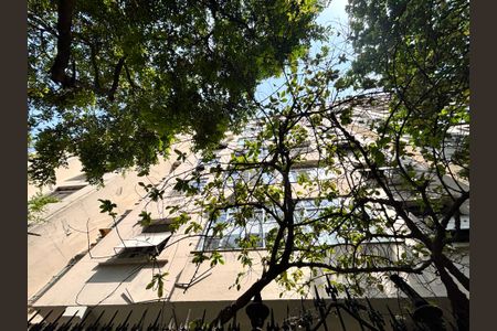 Apartamento à venda com 71m², 3 quartos e 1 vaga Apartamento à venda com 71m², 3 quartos e 1 vagaFachada