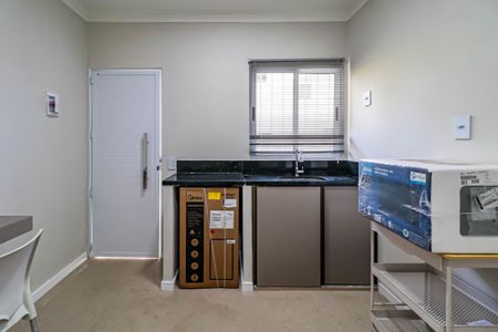 Studio de kitnet/studio para alugar com 1 quarto, 15m² em Vila Morse, São Paulo