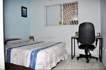 Casa à venda com 187m², 3 quartos e 4 vagas Casa à venda com 187m², 3 quartos e 4 vagasQuarto 1