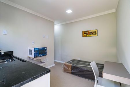 Studio de kitnet/studio para alugar com 1 quarto, 15m² em Vila Morse, São Paulo