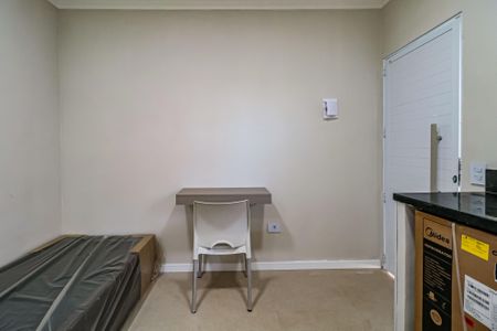 Studio de kitnet/studio para alugar com 1 quarto, 15m² em Vila Morse, São Paulo