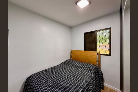 Casa à venda com 100m², 4 quartos e 2 vagas Casa à venda com 100m², 4 quartos e 2 vagasQuarto 3