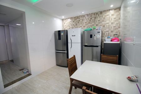 Casa à venda com 600m², 4 quartos e 7 vagasCopa