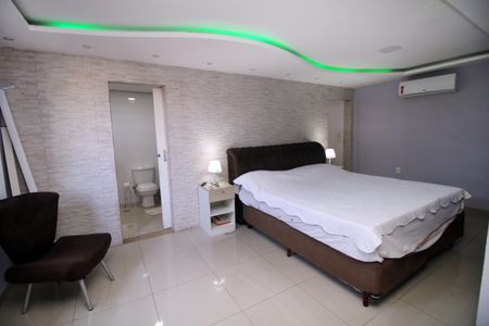 Casa à venda com 600m², 4 quartos e 7 vagasSuíte