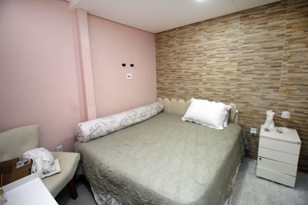 Casa à venda com 600m², 4 quartos e 7 vagasQuarto 2