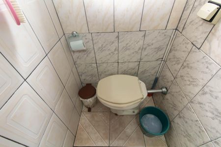 Casa à venda com 260m², 5 quartos e 2 vagasBanheiro da Suíte