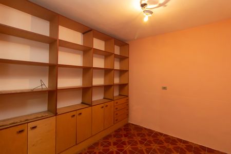 Casa à venda com 260m², 5 quartos e 2 vagasQuarto 4