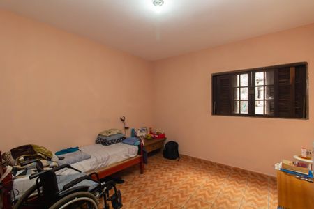 Casa à venda com 260m², 5 quartos e 2 vagasQuarto 2